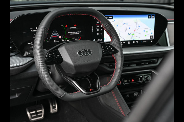 Audi Q5 Sportback 2.0 TFSI e-hybrid quattro S edition | Luchtvering | S-stoelen | Panoramadak | Elektr. trekhaak | Digital Oled | Adaptive Cruise | Tech Plus | 360 Camera | Memory | Ambiance interieur |