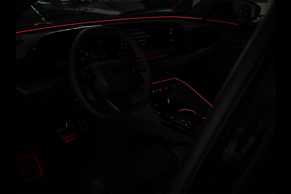 Audi Q5 Sportback 2.0 TFSI e-hybrid quattro S edition | Luchtvering | S-stoelen | Panoramadak | Elektr. trekhaak | Digital Oled | Adaptive Cruise | Tech Plus | 360 Camera | Memory | Ambiance interieur |