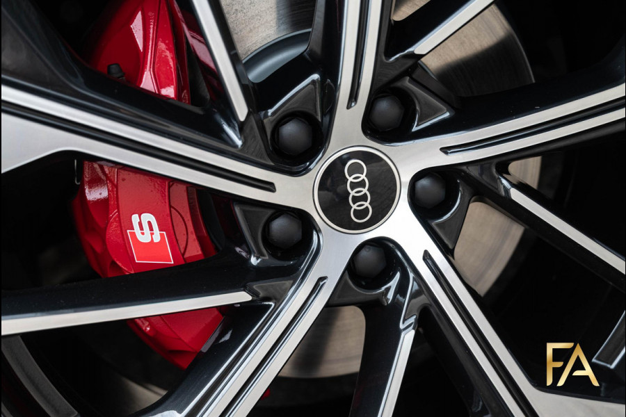 Audi Q5 55 TFSI e S edition