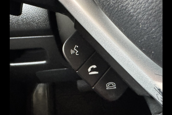 Suzuki Vitara 1.5 Hybrid Style AllGrip Pano Camera Carplay Adaptive Cruise Navi Stoelverw