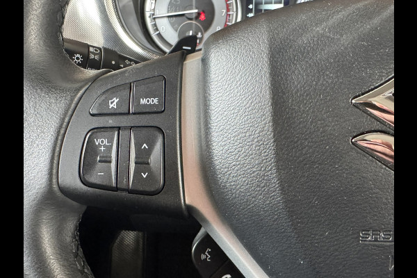 Suzuki Vitara 1.5 Hybrid Style AllGrip Pano Camera Carplay Adaptive Cruise Navi Stoelverw