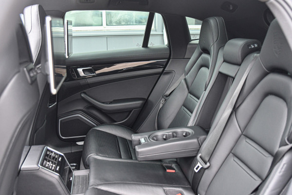 Porsche Panamera Sport Turismo 2.9 4 E-Hybrid, Sport Chrono, Rear Entertainment, Luchtvering, Softclose, Pano, 360, HUD, Leder!