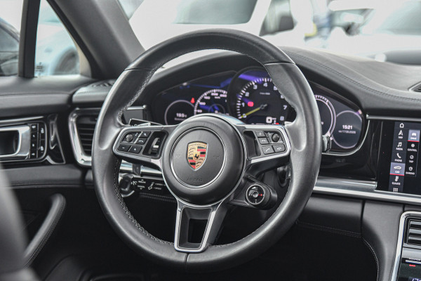 Porsche Panamera Sport Turismo 2.9 4 E-Hybrid, Sport Chrono, Rear Entertainment, Luchtvering, Softclose, Pano, 360, HUD, Leder!