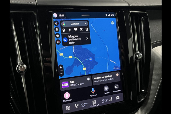 Volvo XC60 2.0 T8 Plug-in hybrid AWD Ultimate Dark *SOH 97%* Luchtvering | Trekhaak | Open dak | Bowers & Wilkins | Adapt. cruise | Stoel-/stuurverwarming | 360 camera | Head up