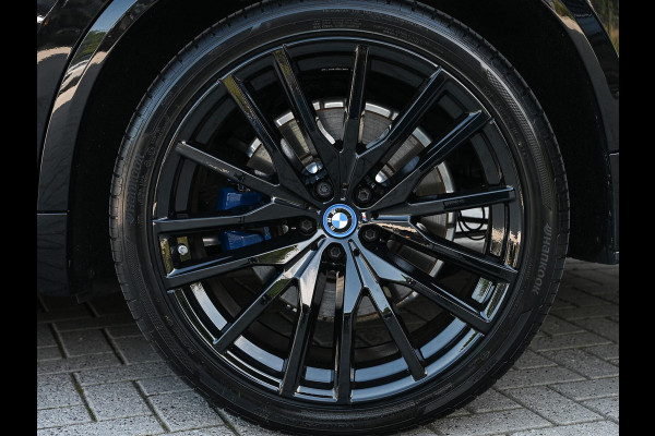 BMW X5 xDrive45e High Executive | M-Sport | Panoramadak | 360 Camera | Harman/Kardon | HUD | Active Cruise |  Memory Seats | Luchtvering | Ambiance Interieur | Comfort Access |