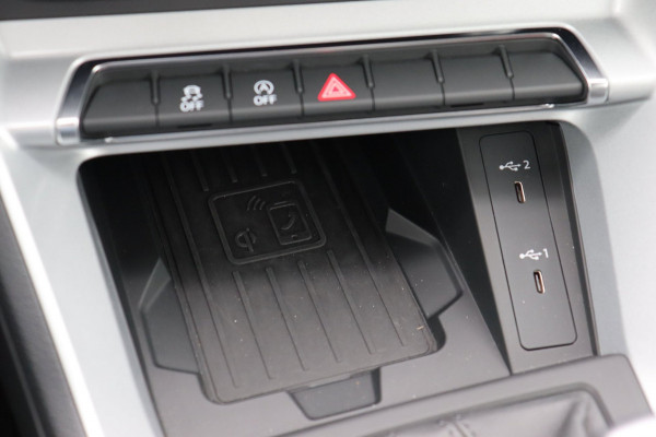 Audi Q3 35 TFSI Bus. org.NL sportleer+vw el.klep carplay keyless