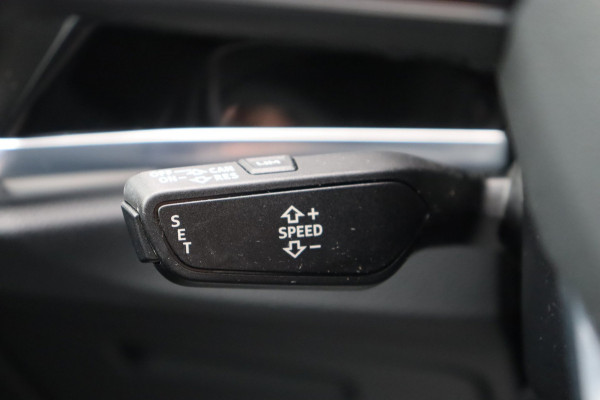 Audi Q3 35 TFSI Bus. org.NL sportleer+vw el.klep carplay keyless