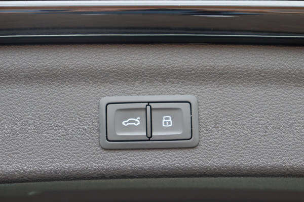 Audi Q3 35 TFSI Bus. org.NL sportleer+vw el.klep carplay keyless