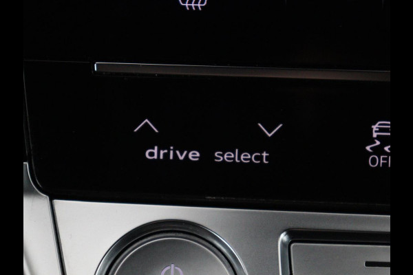 Audi e-tron e-tron 50 quattro Launch edition plus 71 kWh | SOH 90.6 | Panoramadak | Luchtvering | Adaptive cruise | Leder | Carplay | Memory | Stoelverwarming | Navi. Full map | PDC