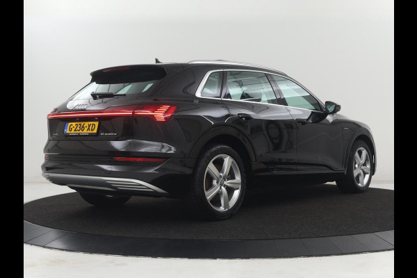 Audi e-tron e-tron 50 quattro Launch edition plus 71 kWh | SOH 90.6 | Panoramadak | Luchtvering | Adaptive cruise | Leder | Carplay | Memory | Stoelverwarming | Navi. Full map | PDC