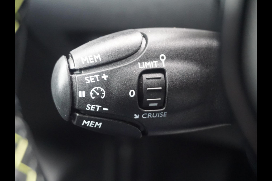 Peugeot 208 1.2 Turbo GT Climate control | Camera achter