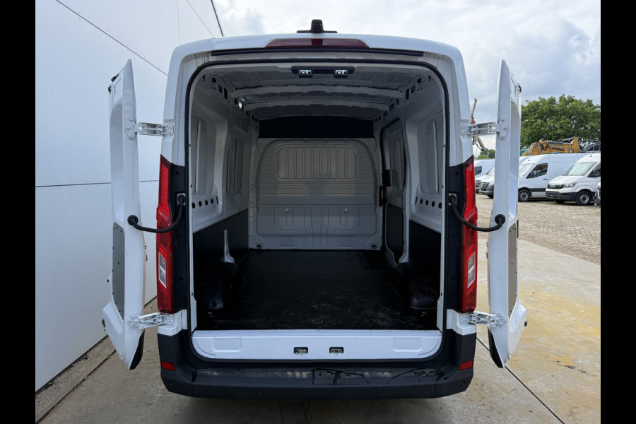 Maxus eDeliver 9 52kWh 204PK Nieuw! Elektrisch L2H2 280km WLTP Snelladen LED Carplay Cruise control Camera Airco Parkeersensoren v+a