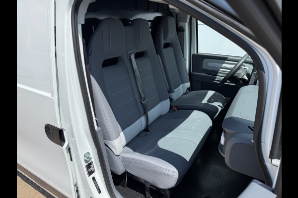 Maxus eDeliver 5 64 kWh 163PK Elektrisch! L1H1 335KM WLTP 360° Camera Dubbele schuifdeuren Snelladen Climate control Cruise control Carplay Laadkabel Parkeersensoren