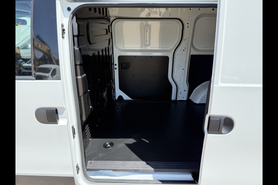 Maxus eDeliver 5 64 kWh 163PK Elektrisch! L1H1 335KM WLTP 360° Camera Dubbele schuifdeuren Snelladen Climate control Cruise control Carplay Laadkabel Parkeersensoren