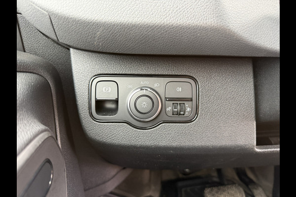 Mercedes-Benz eSprinter 312 55kWh L2H2 Elektrisch 168km WLTP 93.4% (SOH) 80kw Snelladen Climate Control Camera Stoelverwarming