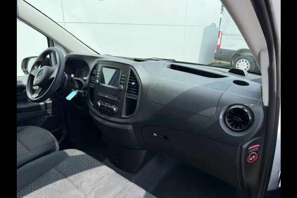 Mercedes-Benz eVito 112 66kWh L2 Elektrisch 97.7% (SOH) 280km WLTP Climate Control Cruise Control Carplay Camera Stoelverwarming Parkeersensoren