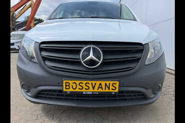 Mercedes-Benz eVito 112 66kWh L2 Elektrisch 97.7% (SOH) 280km WLTP Climate Control Cruise Control Carplay Camera Stoelverwarming Parkeersensoren