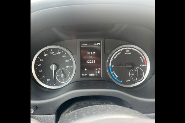 Mercedes-Benz eVito 112 66kWh L2 Elektrisch 97.7% (SOH) 280km WLTP Climate Control Cruise Control Carplay Camera Stoelverwarming Parkeersensoren