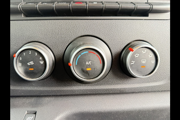 Renault Master Plancher T35 2.3 DCi 145pk L4H1 Airco Cruise Control Camera Bakwagen Meubelbak Foodtruck