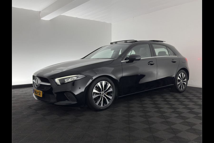 Mercedes-Benz A-Klasse 180 d Advantage (INCL-BTW) *PANO | LEATHER-FABRIC | WIDE-DIGICOCKPIT | AMBIENT-LIGHT | FULL-LED | SURROUND-VIEW | NAVI-FULLMAP | CARBON-INLAY | HEATED-SPORTSEATS | 17''ALU*