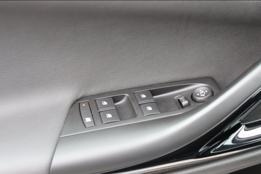 Opel Astra Sports Tourer 1.2 Design & Tech org.NL camera h.leer apple/android