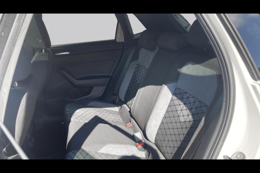 Volkswagen Polo 1.0 TSI 95pk R-Line Business Ascot Grey | Panoramadak | Camera | Stoelverwarming | Keyless