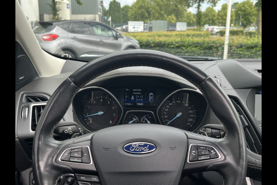 Ford Kuga 1.5 EcoBoost Vignale iAWD 176pk/129kW Automaat | Full Options | Panoramadak | Afn. trekhaak | Luxury Pack | Technology Pack | Driver Assistance Pack | etc. etc.