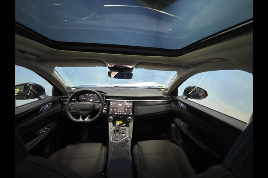 Lynk & Co 01 1.5 360graden camera, Panodak, Stoelverwarming, trekhaak, Carplay