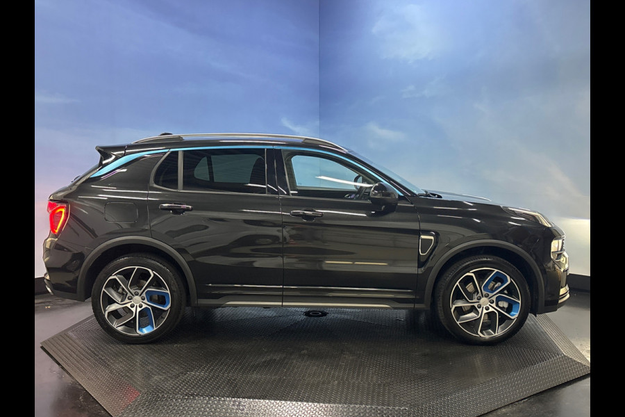 Lynk & Co 01 1.5 360graden camera, Panodak, Stoelverwarming, trekhaak, Carplay