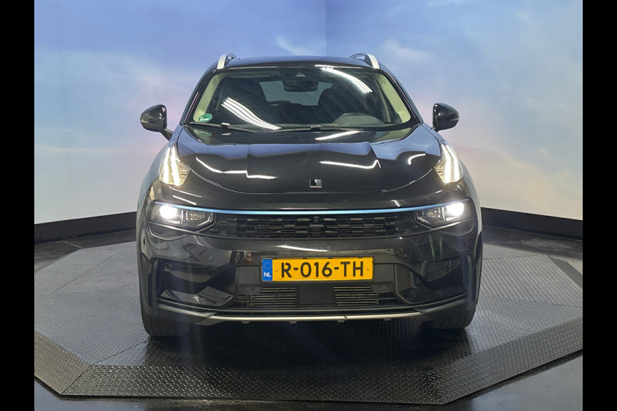 Lynk & Co 01 1.5 360graden camera, Panodak, Stoelverwarming, trekhaak, Carplay