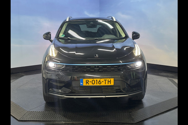 Lynk & Co 01 1.5 360graden camera, Panodak, Stoelverwarming, trekhaak, Carplay