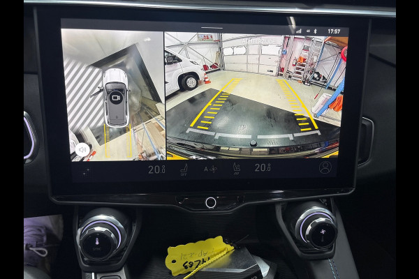 Lynk & Co 01 1.5 360graden camera, Panodak, Stoelverwarming, trekhaak, Carplay