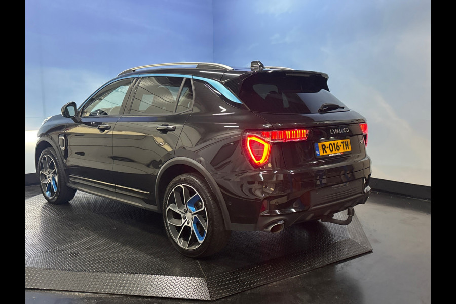 Lynk & Co 01 1.5 360graden camera, Panodak, Stoelverwarming, trekhaak, Carplay