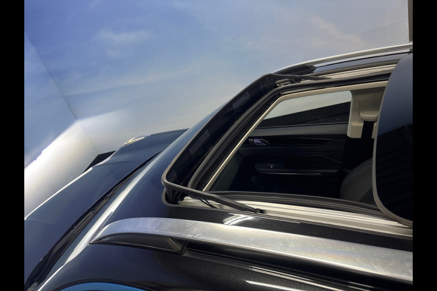 Lynk & Co 01 1.5 360graden camera, Panodak, Stoelverwarming, trekhaak, Carplay