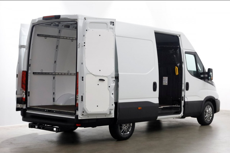 Iveco Daily 35S21 3.0 210pk L2H2 HiMatic Automaat LED/Airco/Trekhaak 3500kg NIEUW 11-2024
