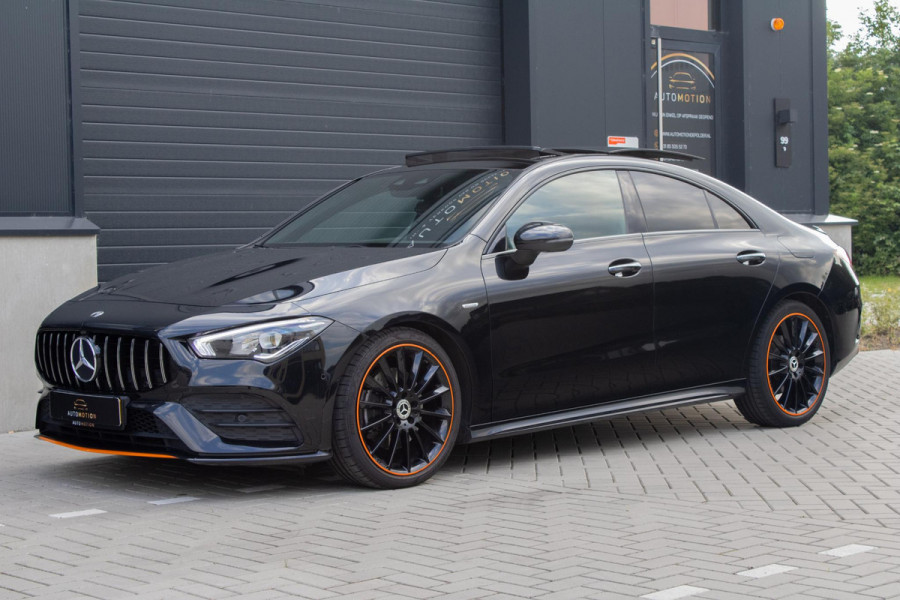 Mercedes-Benz CLA-Klasse 200 Orangeart Edition AMG PANO 360 Stoelverwarming Alarmsysteem