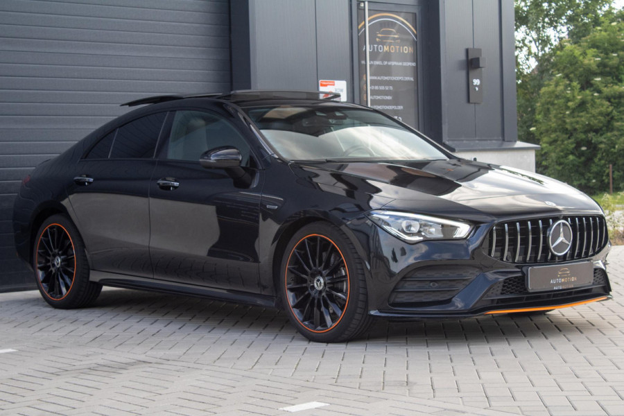 Mercedes-Benz CLA-Klasse 200 Orangeart Edition AMG PANO 360 Stoelverwarming Alarmsysteem