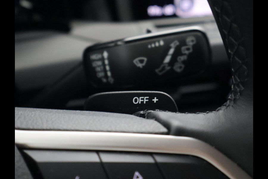 Volkswagen Golf 1.5 eTSI 150 PK STYLE AUT. + MASSAGE | SFEERVERL. | ADAPTIVE CRUISE | CARPLAY | CAMERA