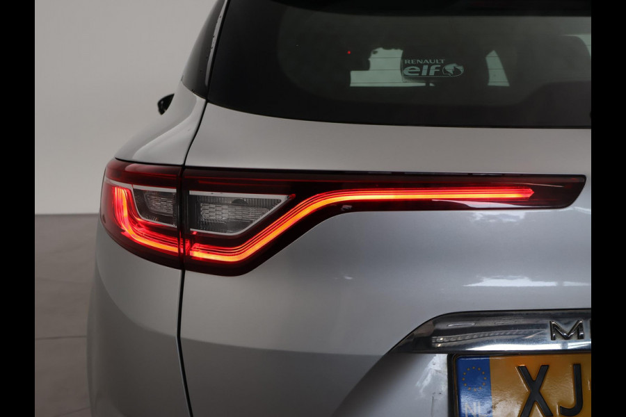 Renault Mégane Estate 1.2 TCe LIMITED + CARPLAY | DAB | COMFORTSTOELEN | CAMERA | SFEERVERL.