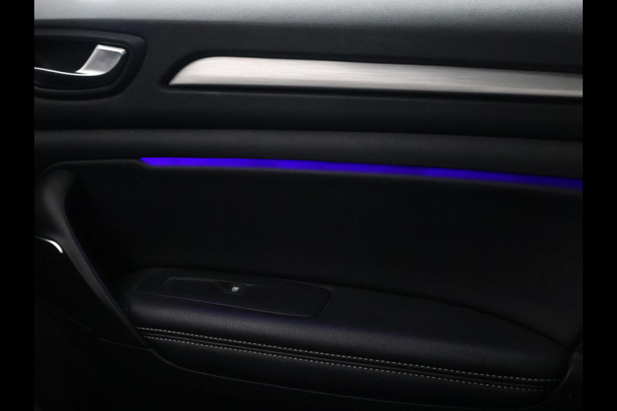 Renault Mégane Estate 1.2 TCe LIMITED + CARPLAY | DAB | COMFORTSTOELEN | CAMERA | SFEERVERL.