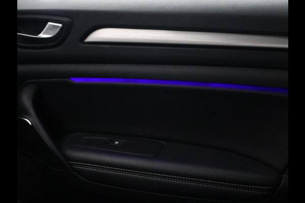 Renault Mégane Estate 1.2 TCe LIMITED + CARPLAY | DAB | COMFORTSTOELEN | CAMERA | SFEERVERL.