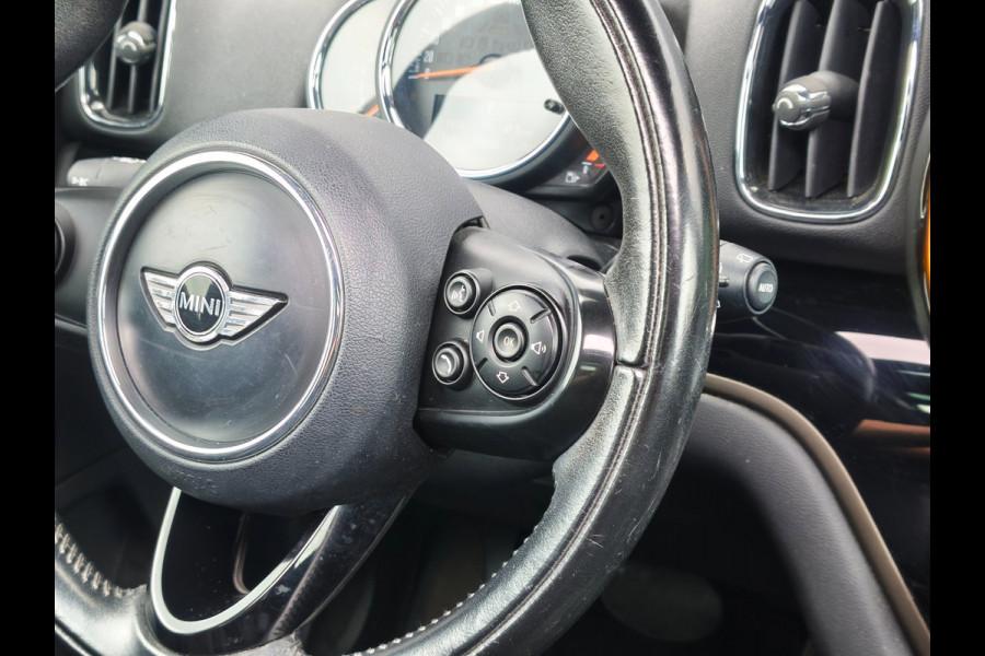 MINI Countryman 2.0 COOPER S CHILI 192PK PANODAK LEER PDC CLIMA