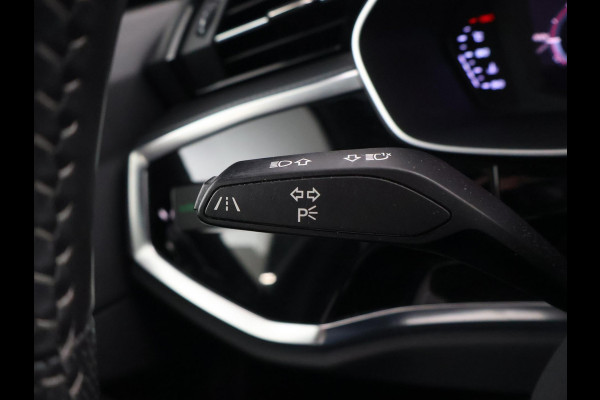 Audi Q3 35 TFSI S-LINE 150 PK AUT. + VIRTUAL | CARPLAY | STANDKACHEL | LEDER | MATRIX LED