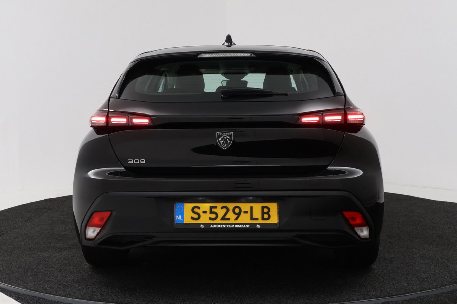 Peugeot 308 1.2 PureTech Active Pack Business (NAVIGATIE, STOELVERWARMING, CRUISE CONTROL, PARKEERSENSOREN)