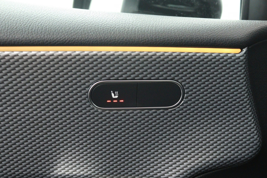 Mercedes-Benz A-Klasse 250 e Business Solution Luxury Limited (STOELVERWARMING, SFEERVERLICHTING, CAMERA, CRUISE CONTROL)