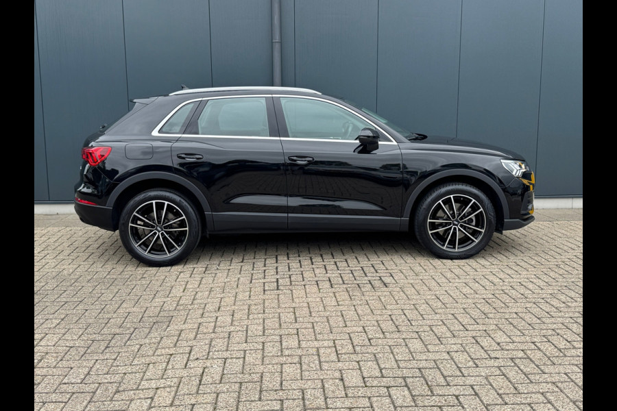 Audi Q3 45 TFSI e * Camera * Navigatie * Visueel Cockpit * Sportstoelen *