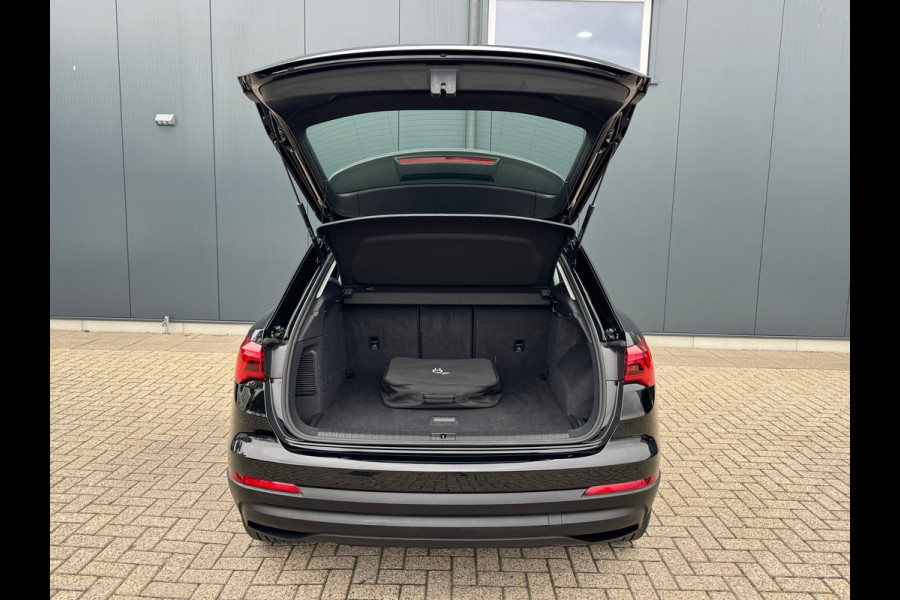 Audi Q3 45 TFSI e * Camera * Navigatie * Visueel Cockpit * Sportstoelen *