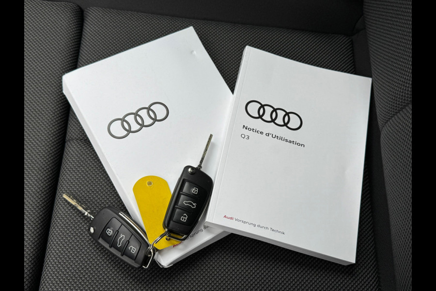 Audi Q3 45 TFSI e * Camera * Navigatie * Visueel Cockpit * Sportstoelen *