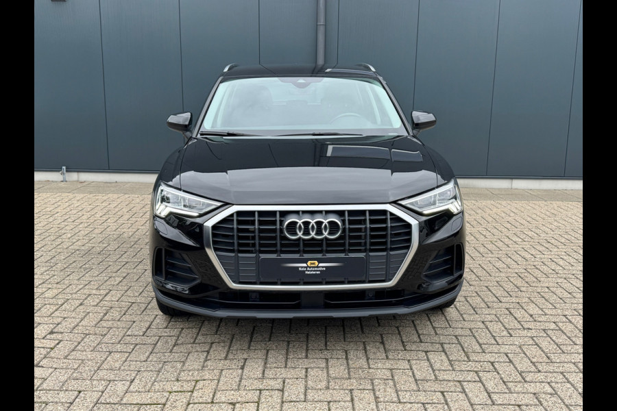 Audi Q3 45 TFSI e * Camera * Navigatie * Visueel Cockpit * Sportstoelen *