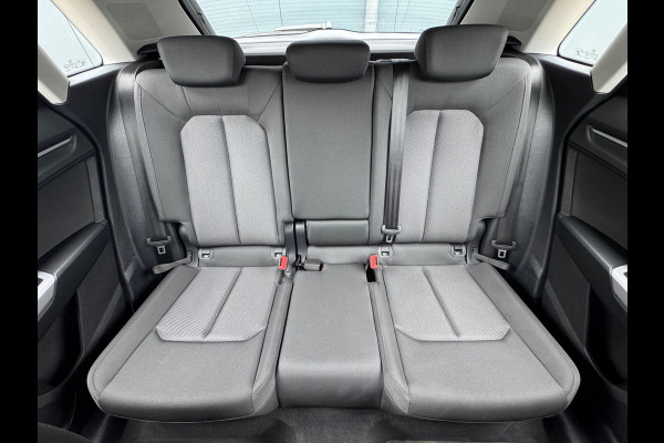 Audi Q3 45 TFSI e * Camera * Navigatie * Visueel Cockpit * Sportstoelen *